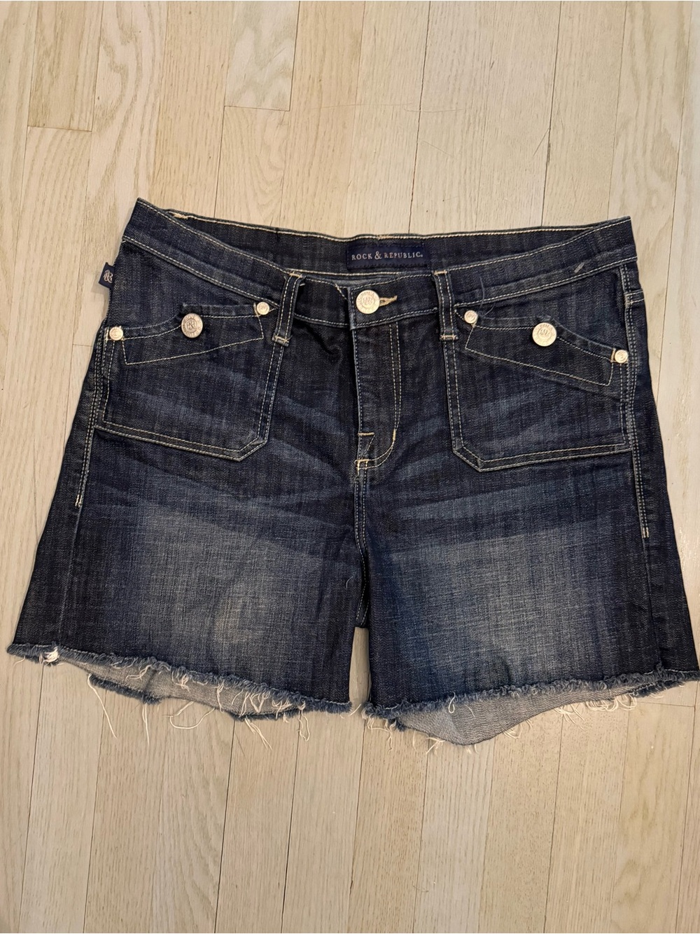 ♥️ROCK & REPUBLIC SHORTS♥️